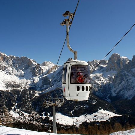 Sporting Aparthotel San Martino Di Castrozza Buitenkant foto