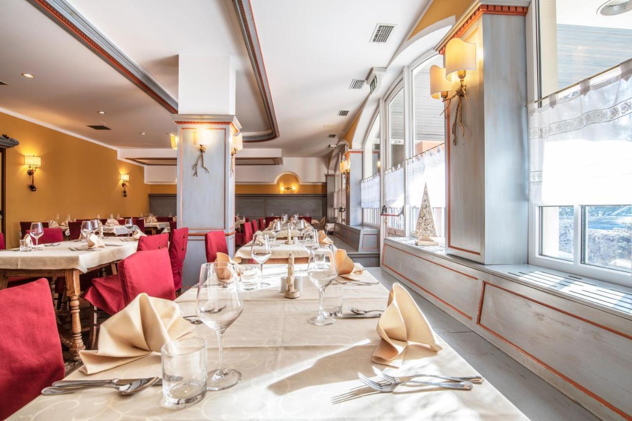 Sporting Aparthotel San Martino Di Castrozza Buitenkant foto