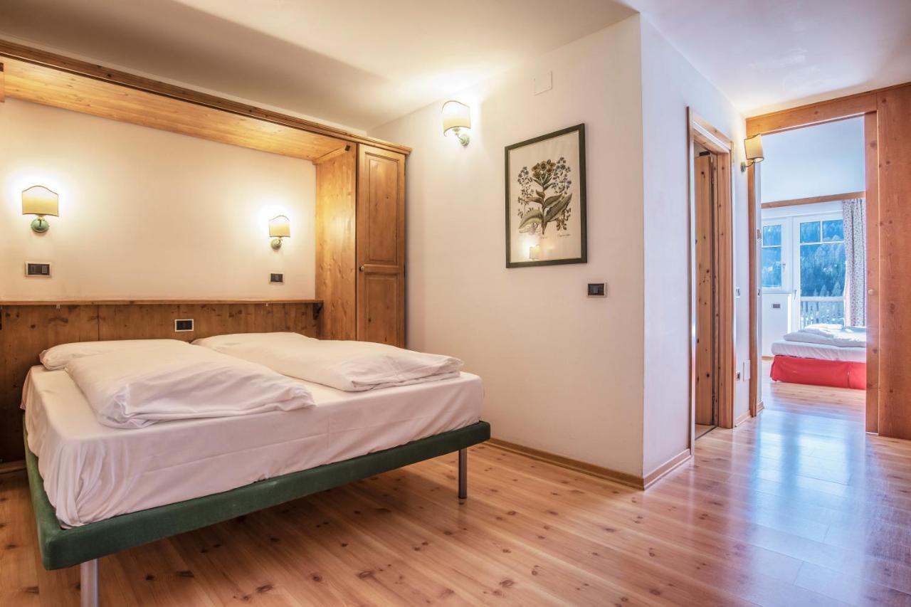 Sporting Aparthotel San Martino Di Castrozza Buitenkant foto